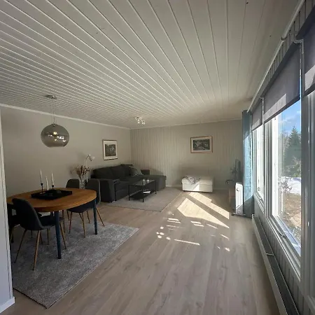 Center Apartment *